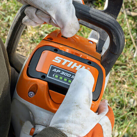 STIHL Akku-Motorsäge MSA 220 C-B | AP-System STIHL Akku-Motorsäge MSA 220 C-B | AP-System