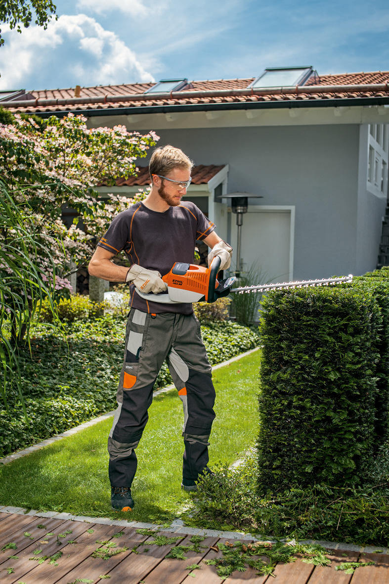 STIHL Heckenscheren-Schutzhose Multiprotect HS STIHL Heckenscheren-Schutzhose Multiprotect HS