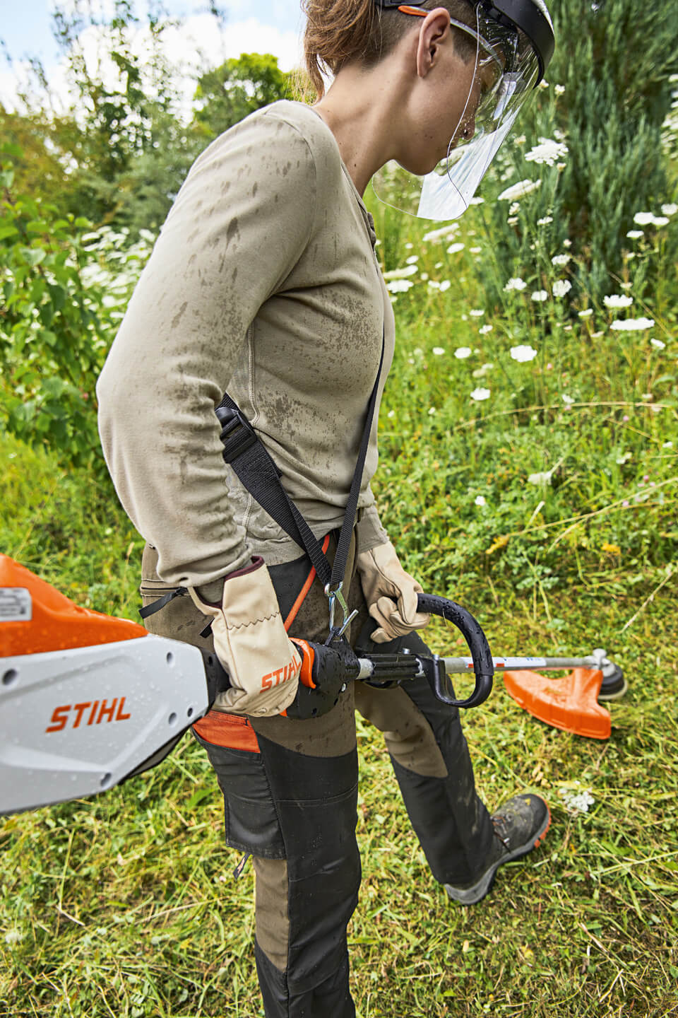 STIHL Akku-Motorsense FSA 135 R | AP-System STIHL Akku-Motorsense FSA 135 R | AP-System