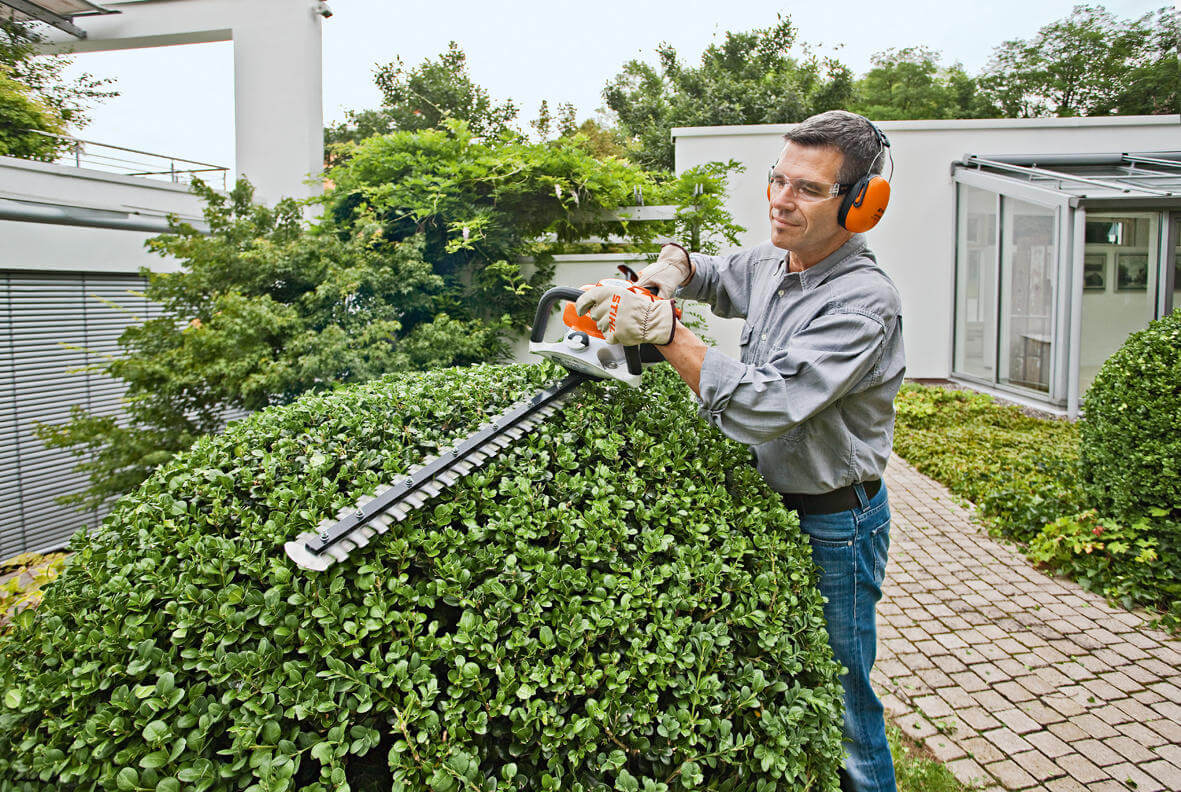 STIHL Benzin-Heckenschere HS 46 / 45 cm STIHL Benzin-Heckenschere HS 46 / 45 cm
