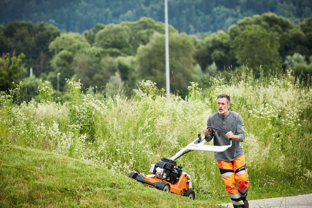 STIHL Benzin-Rasenmäher RM 756 GC STIHL Benzin-Rasenmäher RM 756 GC