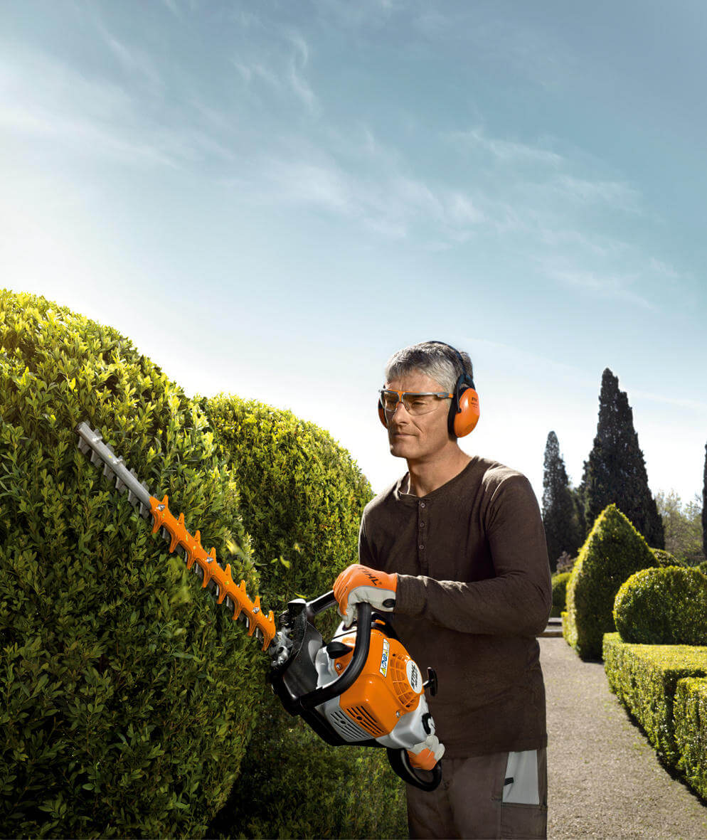STIHL Benzin-Heckenschere HS 82 T STIHL Benzin-Heckenschere HS 82 T