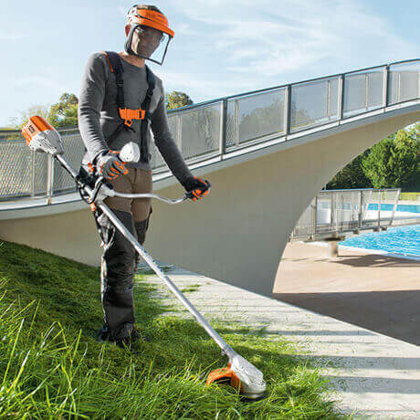 STIHL Akku-Motorsense FSA 90 / GSB 260-2 | AP-System STIHL Akku-Motorsense FSA 90 / GSB 260-2 | AP-System