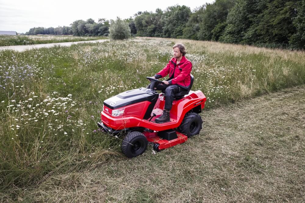 sba_matthias_traktor_hohesgrass_053 HochGrasMÄHER T 22-110.0 HDH-A V2
