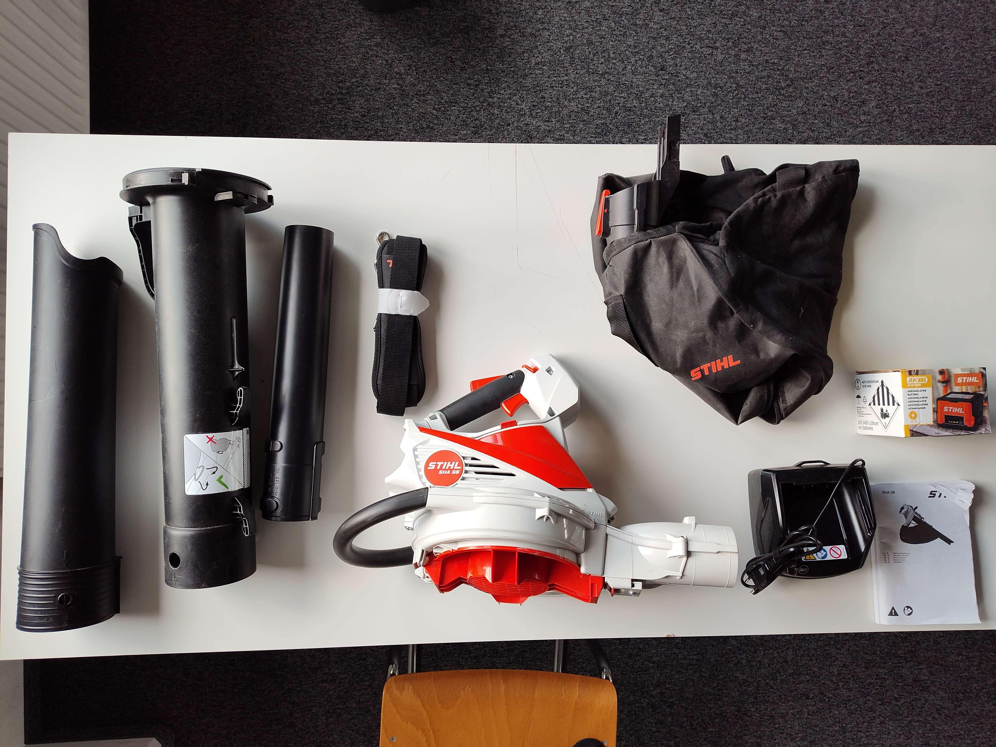 STIHL Akku-Saughäcksler SHA 56 | AK-System | B-Ware STIHL Akku-Saughäcksler SHA 56 | AK-System | B-Ware