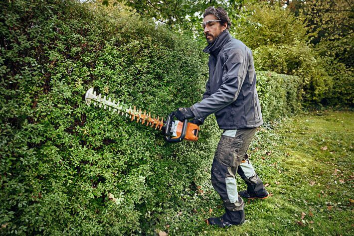 STIHL Akku-Heckenschere HSA 100 | AP-System STIHL Akku-Heckenschere HSA 100 | AP-System