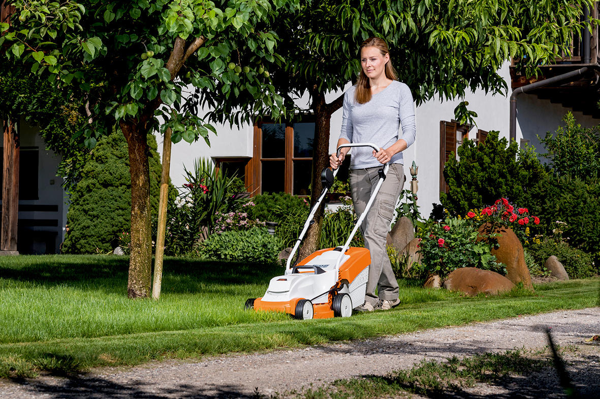STIHL Akku-Rasenmäher RMA 235 | AK-System STIHL Akku-Rasenmäher RMA 235 | AK-System
