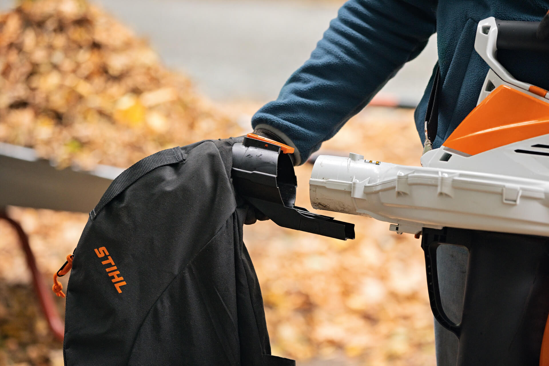 STIHL Akku-Saughäcksler SHA 56 | AK-System STIHL Akku-Saughäcksler SHA 56 | AK-System